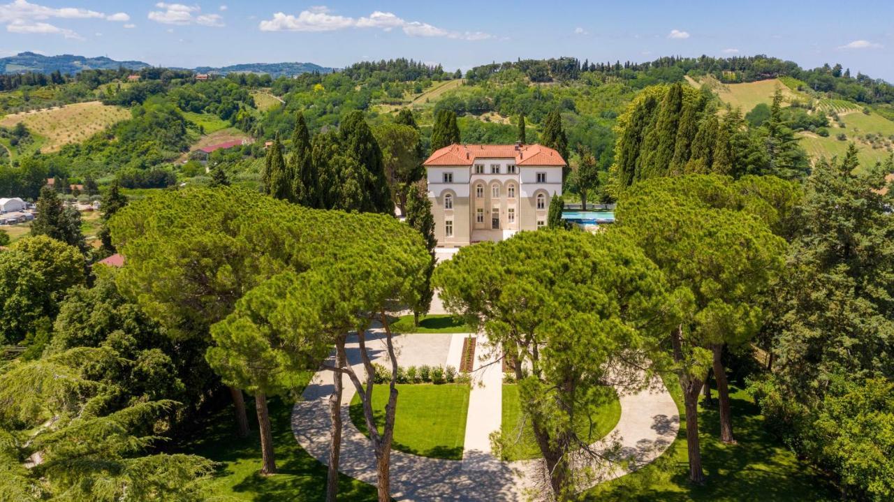 Boutique Hotel Villa Monty Banks Cesena Exterior foto