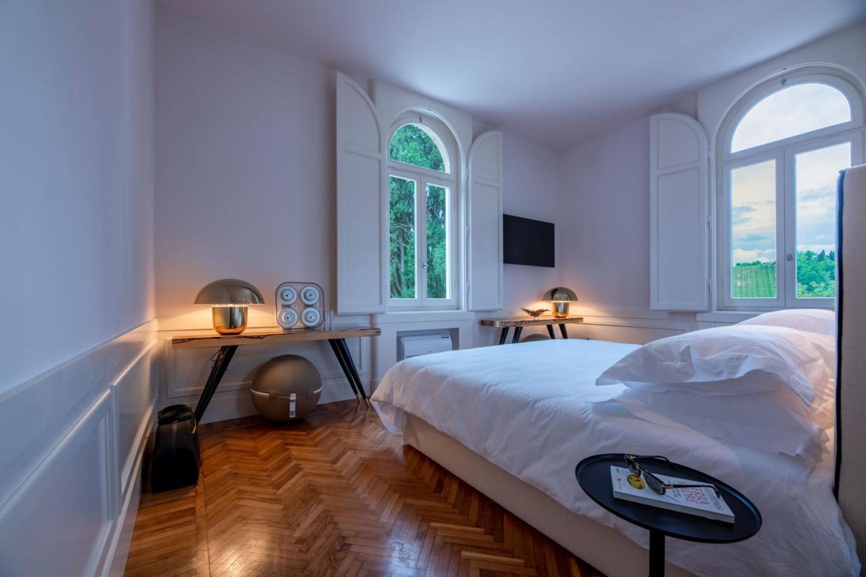 Boutique Hotel Villa Monty Banks Cesena Habitación foto