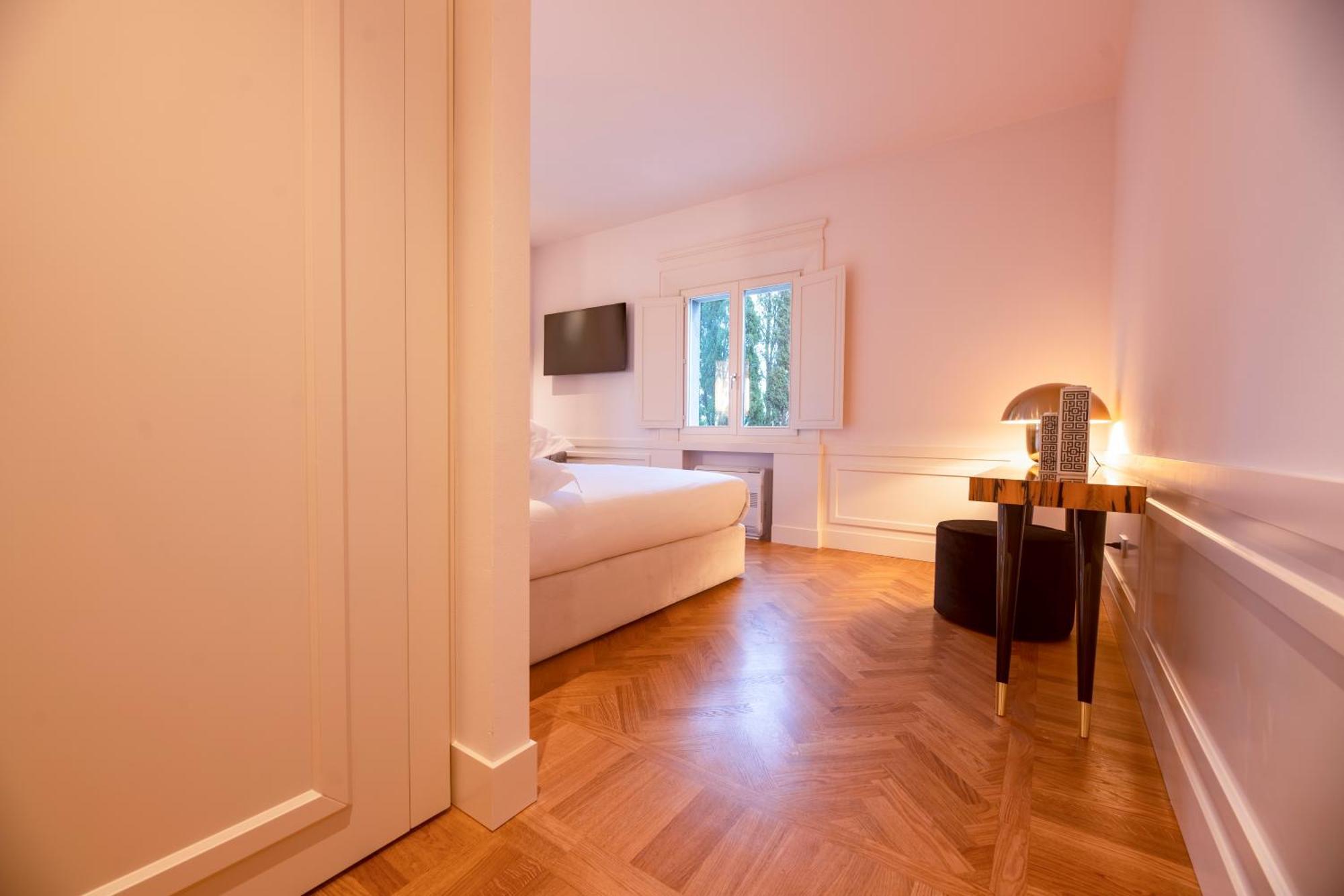 Boutique Hotel Villa Monty Banks Cesena Exterior foto
